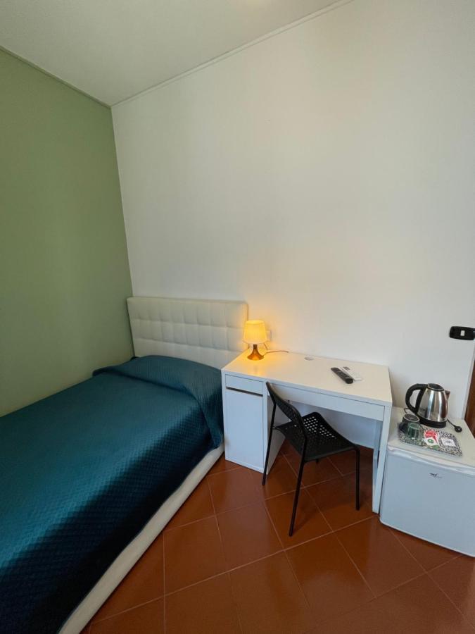 Dante Rooms Naples Luaran gambar