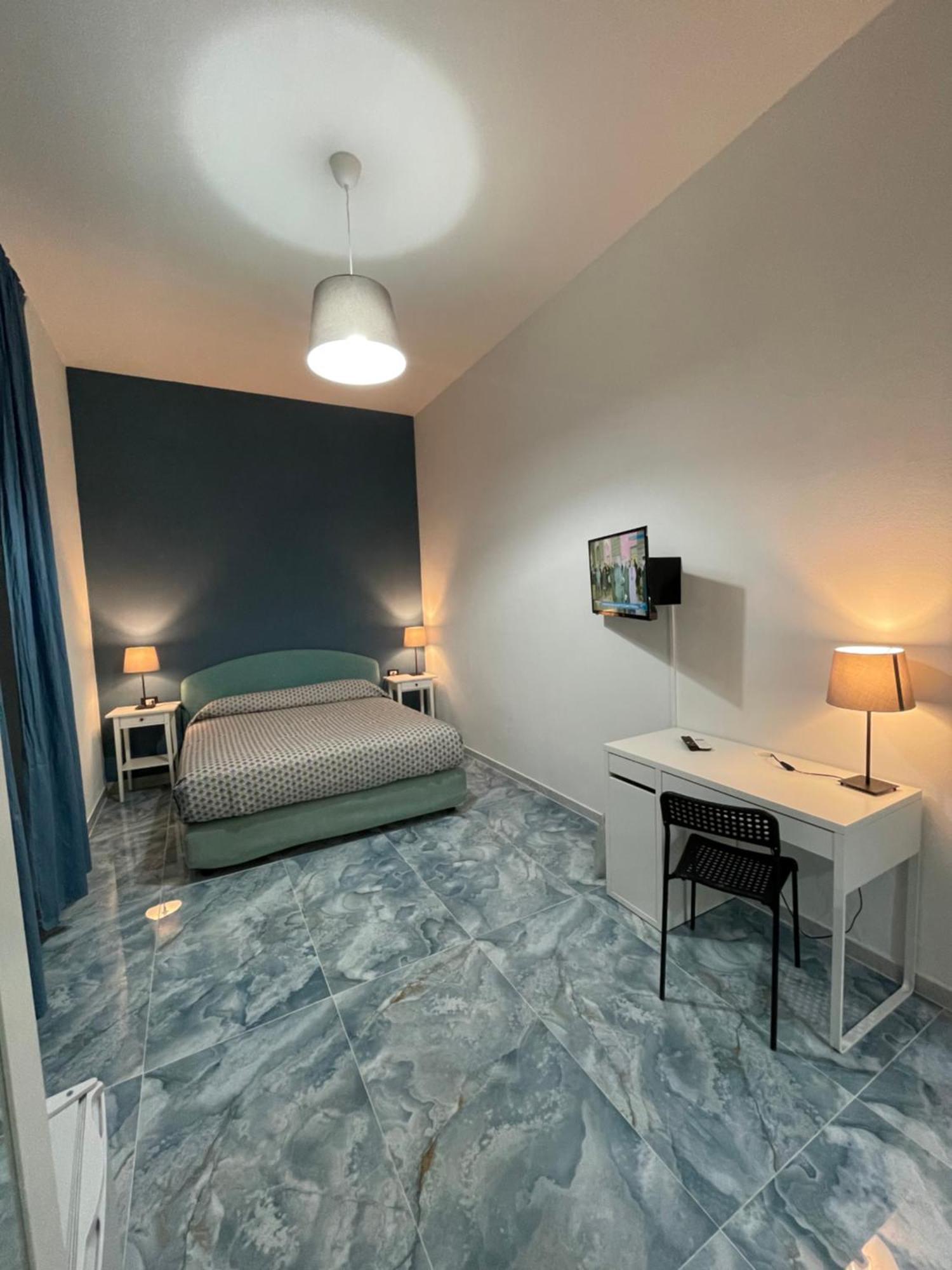 Dante Rooms Naples Luaran gambar