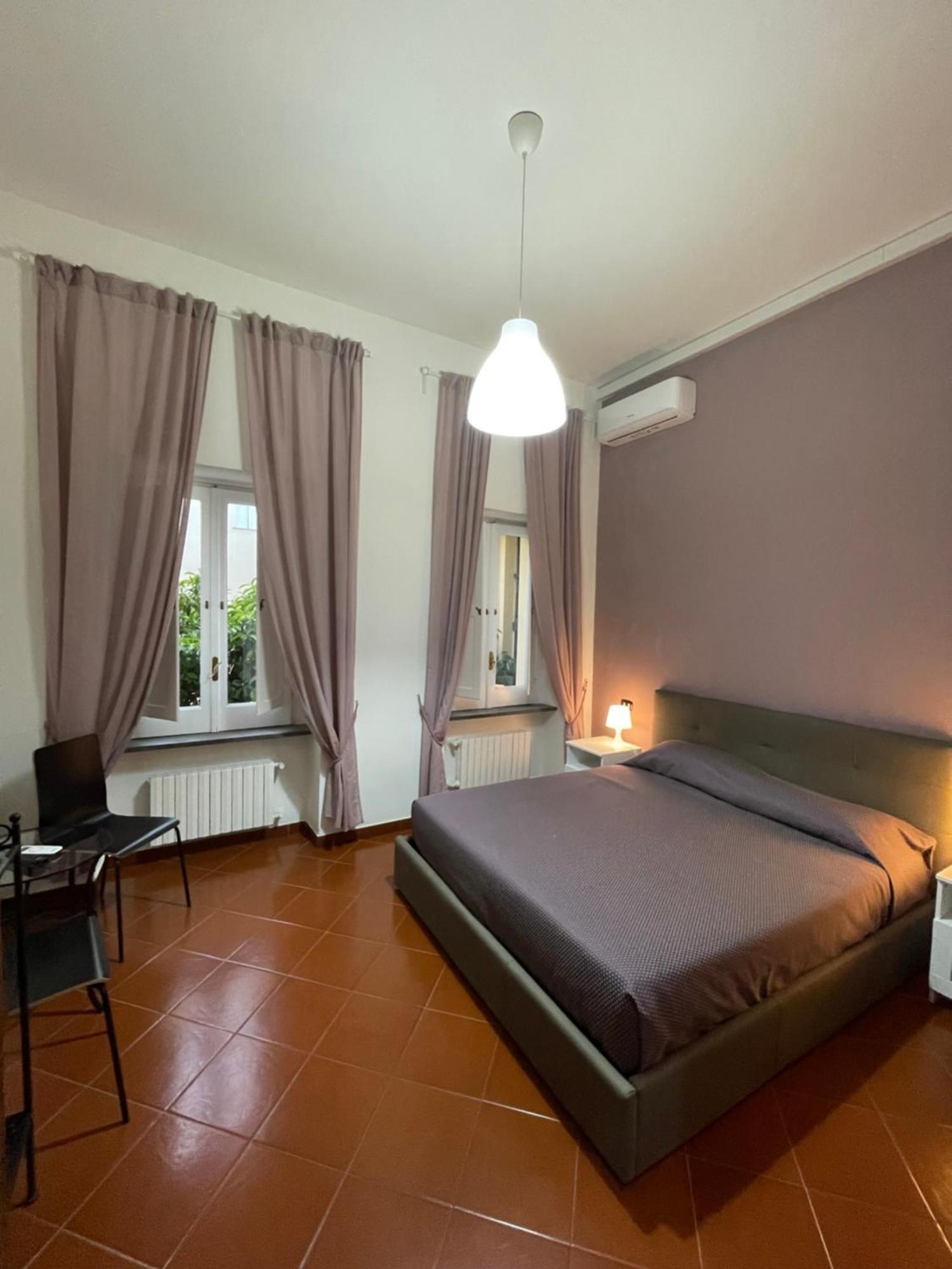 Dante Rooms Naples Luaran gambar