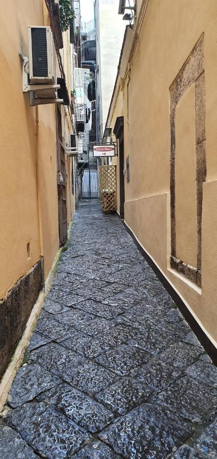 Dante Rooms Naples Luaran gambar